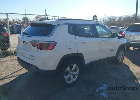 2018 Jeep Compass Latitude 4X4 z USA, uszkodzony, nr VIN 3C4NJDBB5JT401685